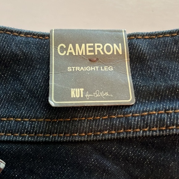 Kut From The Kloth Cameron Straight Leg Mid Rise NWT Size 0 - Picture 12 of 16